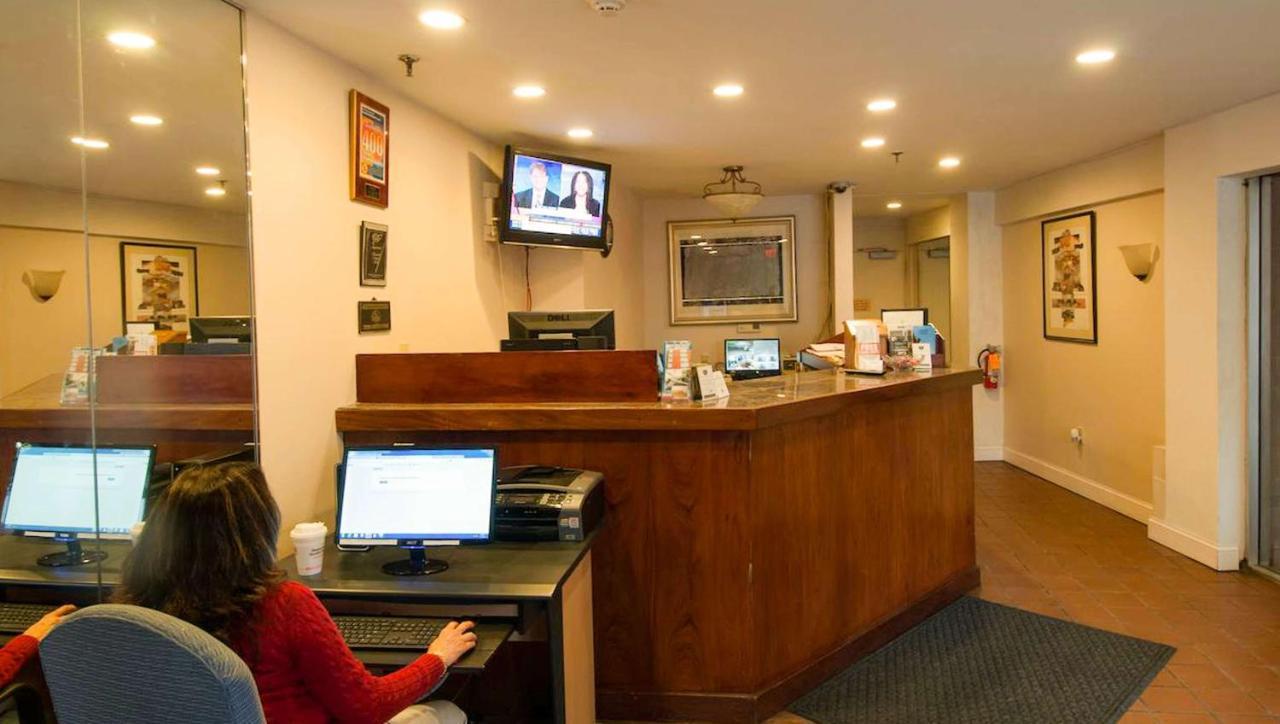 West Hartford Inn Eksteriør bilde